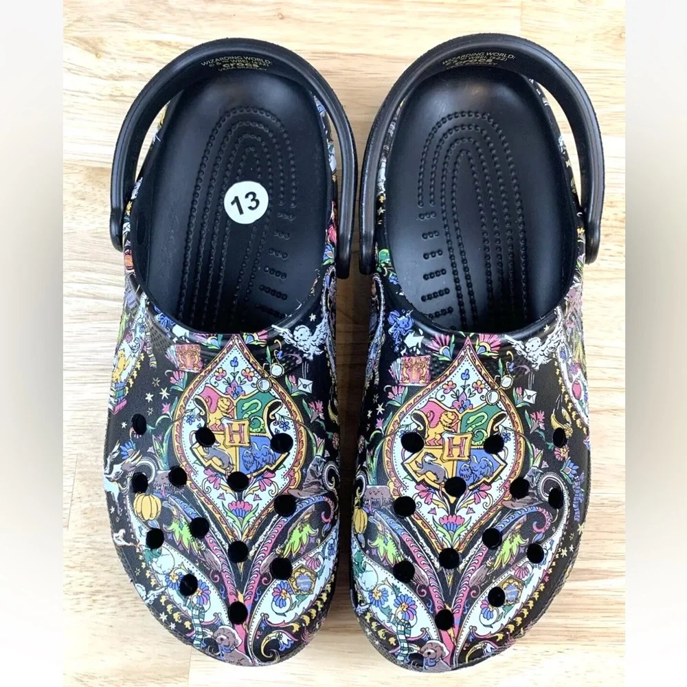 NWOT Crocs Classic Harry Potter x Vera Bradley Collaboration Clogs Shoes